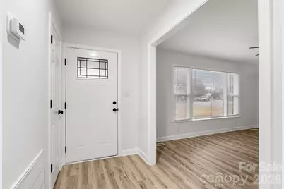 1527 Fieldcrest Circle, Rock Hill, SC 29732 - Photo 2