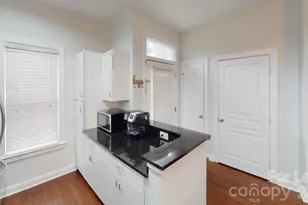 1007 Park West Dr, Charlotte, NC 28209 - Photo 10