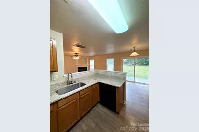 6831 Sunman Road, Charlotte, NC 28216 - Photo 6