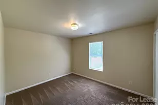 6831 Sunman Rd, Charlotte, NC 28216 - Photo 12