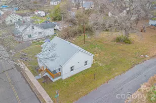 706 Sweeney St, Chester, SC 29706 - Photo 4