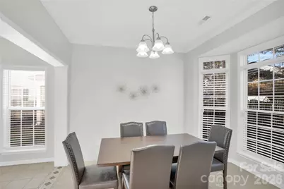 5815 Waverly Lynn Lane, Charlotte, NC 28269 - Photo 14