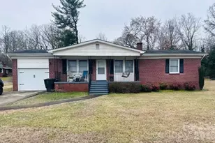 138 Longview Dr, Forest City, NC 28043 - Photo 1