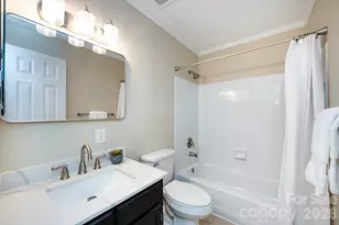 430 Queens Rd, Charlotte, NC 28207 - Photo 18