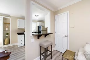 430 Queens Rd, Charlotte, NC 28207 - Photo 8