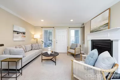 430 Queens Road #221, Charlotte, NC 28207 - Photo 2