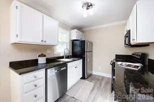 430 Queens Rd, Charlotte, NC 28207 - Photo 10