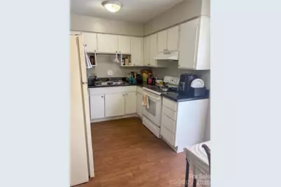 1903 Beechtree Court, Charlotte, NC 28210 - Photo 10