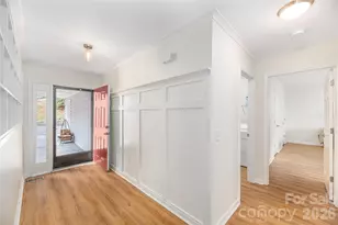 239 Stonebrook Dr, Hendersonville, NC 28791 - Photo 4