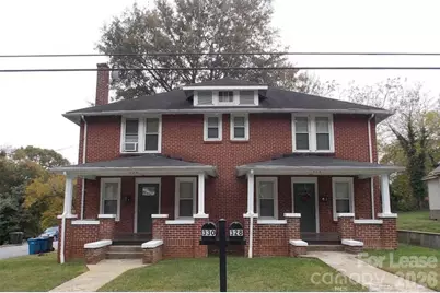 328 3rd Avenue SE, Hickory, NC 28602 - Photo 1