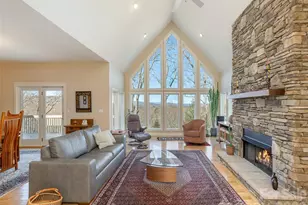 402 Claremont Dr, Flat Rock, NC 28731 - Photo 6