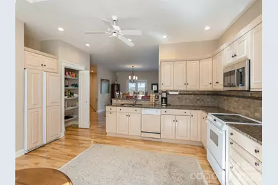 402 Claremont Drive, Flat Rock, NC 28731 - Photo 16