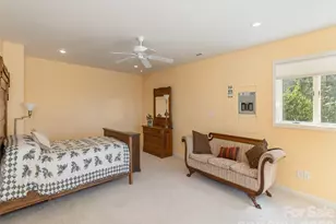 402 Claremont Dr, Flat Rock, NC 28731 - Photo 34