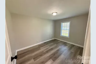 5670 Quailwood Drive, Hickory, NC 28601 - Photo 28