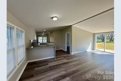 5670 Quailwood Drive, Hickory, NC 28601 - Photo 12