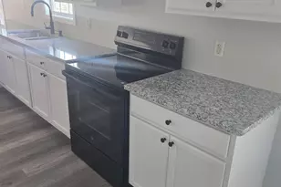 5670 Quailwood Dr, Hickory, NC 28601 - Photo 16