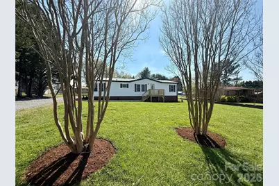 5670 Quailwood Drive, Hickory, NC 28601 - Photo 34