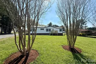 5670 Quailwood Dr, Hickory, NC 28601 - Photo 34