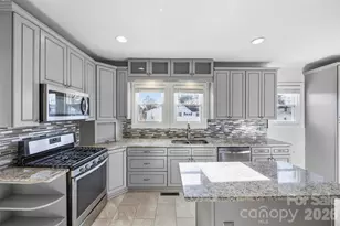 304 Lowrance Ave, Kannapolis, NC 28081 - Photo 22