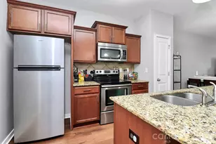 712 Chelton Ln, Fort Mill, SC 29715 - Photo 10