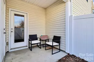 712 Chelton Ln, Fort Mill, SC 29715 - Photo 22