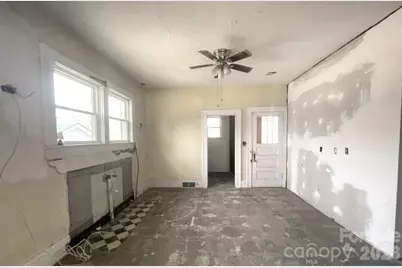 216 N Rowan Avenue, Spencer, NC 28159 - Photo 18