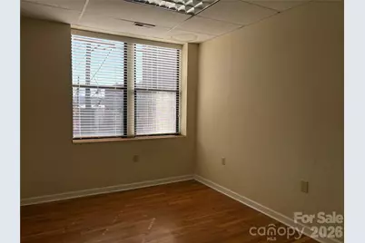 501 N Main Street, Hendersonville, NC 28792 - Photo 24