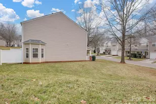 418 Doughton Ln, Charlotte, NC 28217 - Photo 26