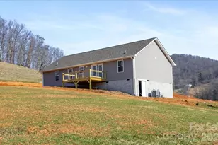 94 Baileys Cove Rd, Marshall, NC 28753 - Photo 4