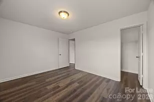 2873 Village Center Dr, Dallas, NC 28034 - Photo 22