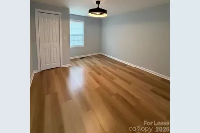 227 32nd Street Place SW, Hickory, NC 28602 - Photo 10