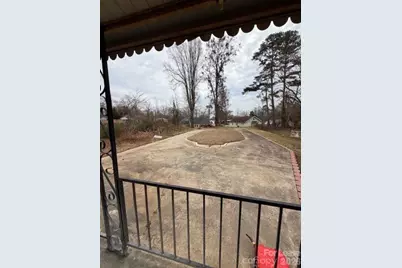 227 32nd Street Place SW, Hickory, NC 28602 - Photo 14