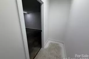 5109 Hanging Rock Ct, Hickory, NC 28601 - Photo 18