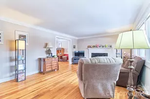 915 Onslow Dr, Greensboro, NC 27408 - Photo 4