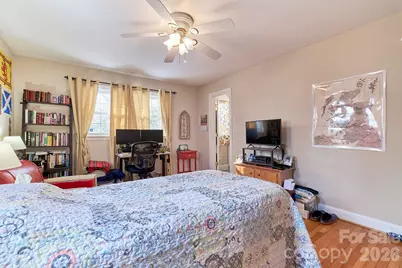 915 Onslow Drive, Greensboro, NC 27408 - Photo 24