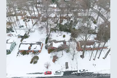 915 Onslow Drive, Greensboro, NC 27408 - Photo 32