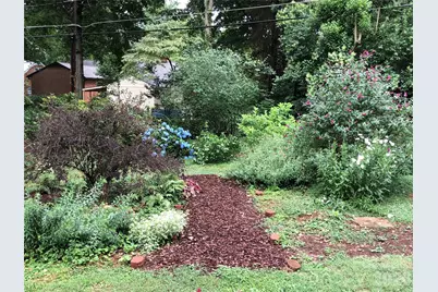 915 Onslow Drive, Greensboro, NC 27408 - Photo 36