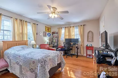 915 Onslow Drive, Greensboro, NC 27408 - Photo 22