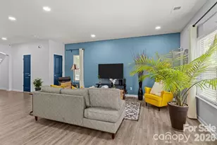 822 Lakehill Rd, Charlotte, NC 28214 - Photo 6