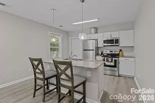 822 Lakehill Rd, Charlotte, NC 28214 - Photo 20