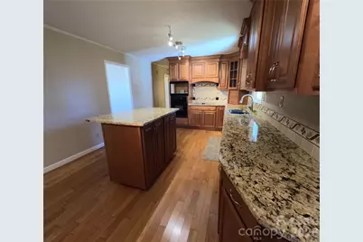 318 McCall Drive, Bessemer City, NC 28016 - Photo 8