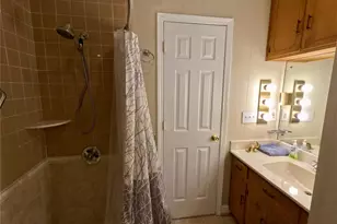 318 McCall Dr, Bessemer City, NC 28016 - Photo 12