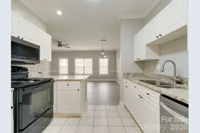 9233 Meadow Vista Road, Charlotte, NC 28213 - Photo 12