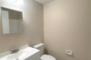 1610 Arlyn Cir, Charlotte, NC 28213 - Photo 14