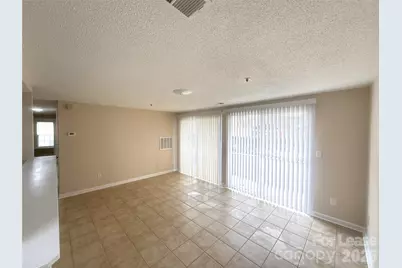1610 Arlyn Circle #D, Charlotte, NC 28213 - Photo 6
