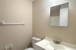 1610 Arlyn Cir, Charlotte, NC 28213 - Photo 18