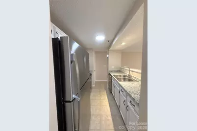 1610 Arlyn Circle #D, Charlotte, NC 28213 - Photo 8