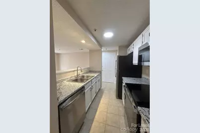 1610 Arlyn Circle #D, Charlotte, NC 28213 - Photo 10