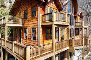 173 Heavenview Point, Maggie Valley, NC 28751 - Photo 2