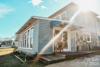 4928 Northcrest Street, Claremont, NC 28610 - Photo 2